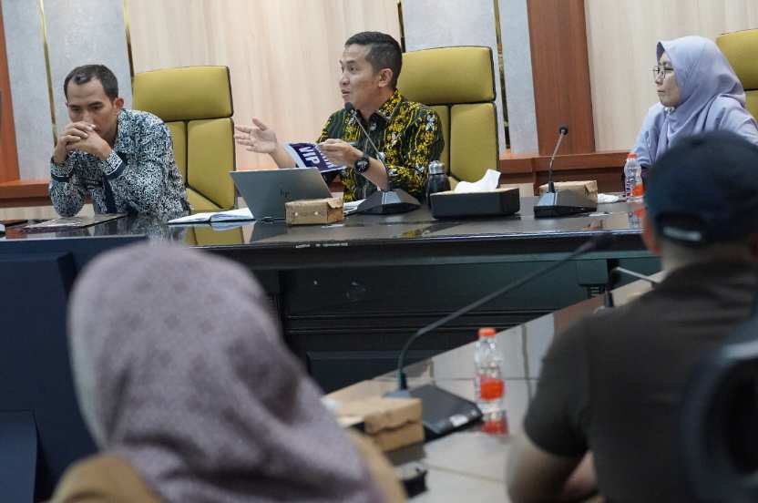 Pengambilan Sumpah Janji Anggota DPRD Paser Senin 19 Agustus