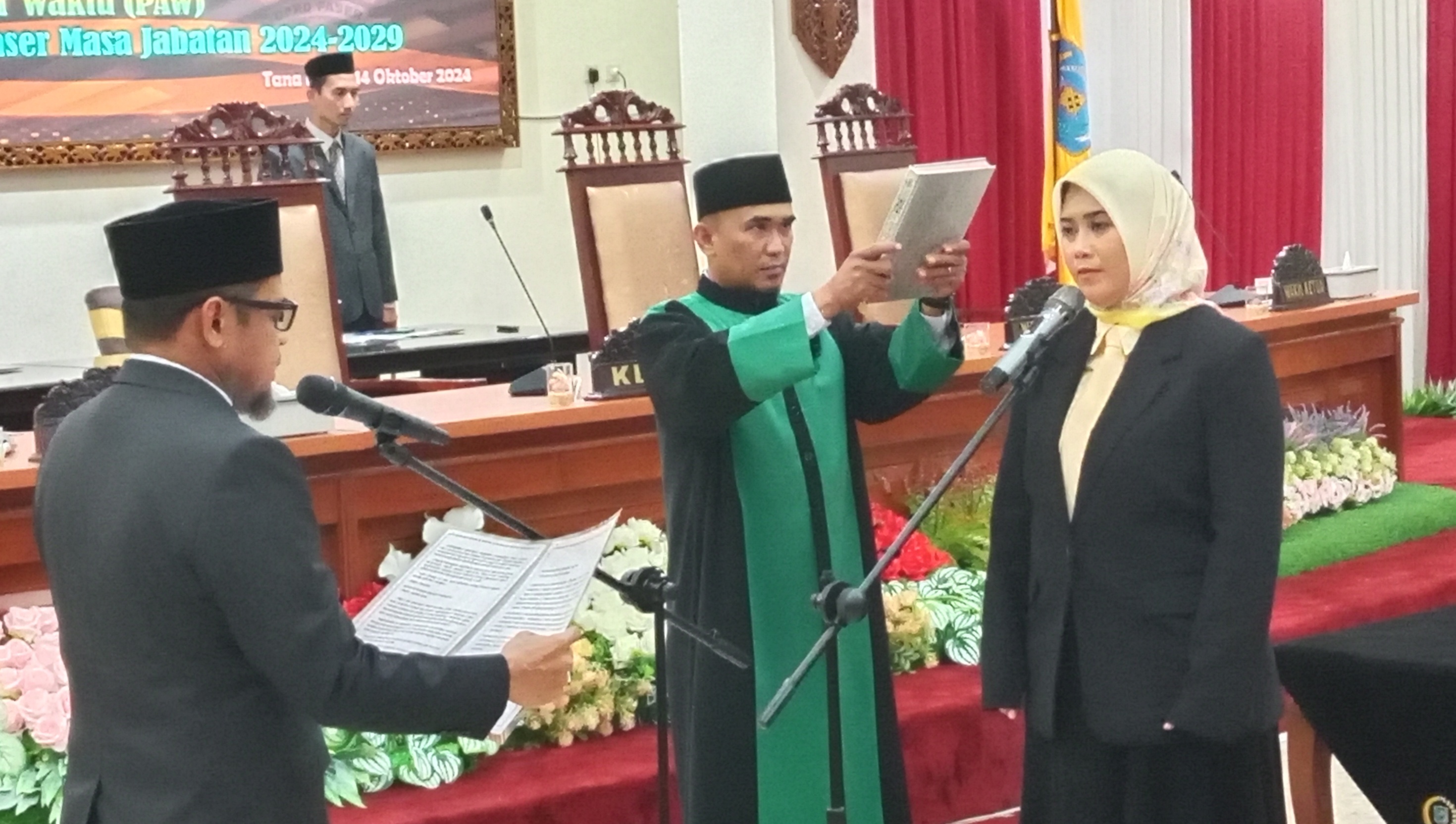 Wakil Ketua Zulkifli Lantik Regina Gantikan Ikhwan